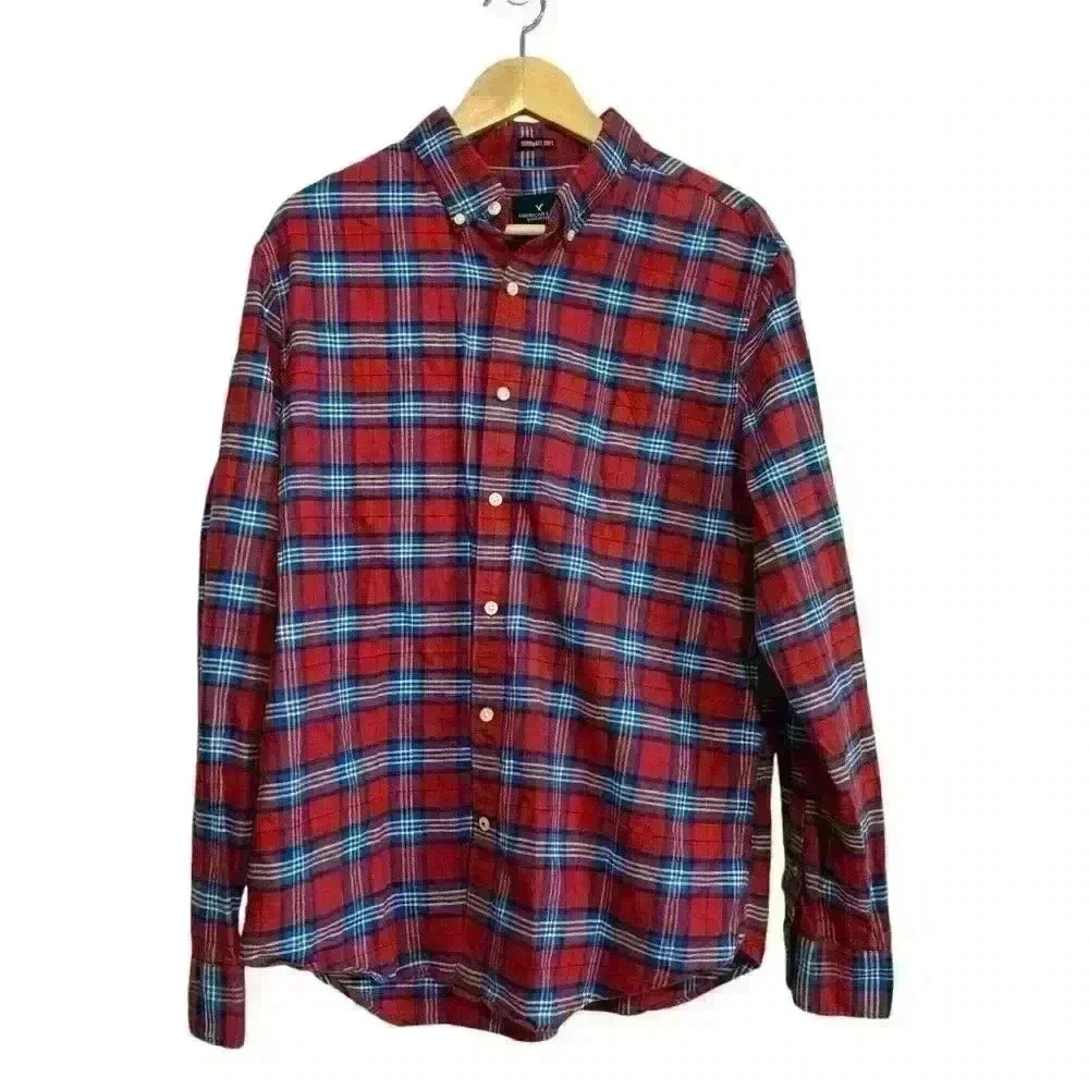 American Eagle classic fit seriously soft plaid red blue men’s button-down shirt